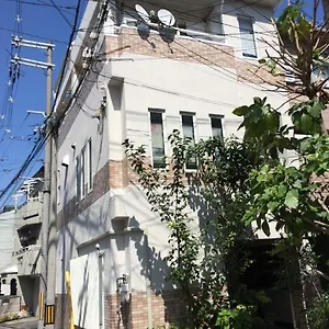 https://ryokoheya-hankyukan.hotels-osaka.net